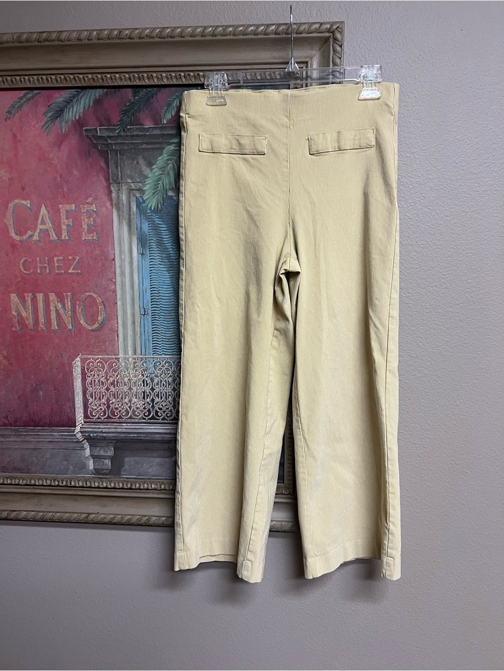 Jules & Leopold Cropped Women's Pull On Pants in Pale Yellow